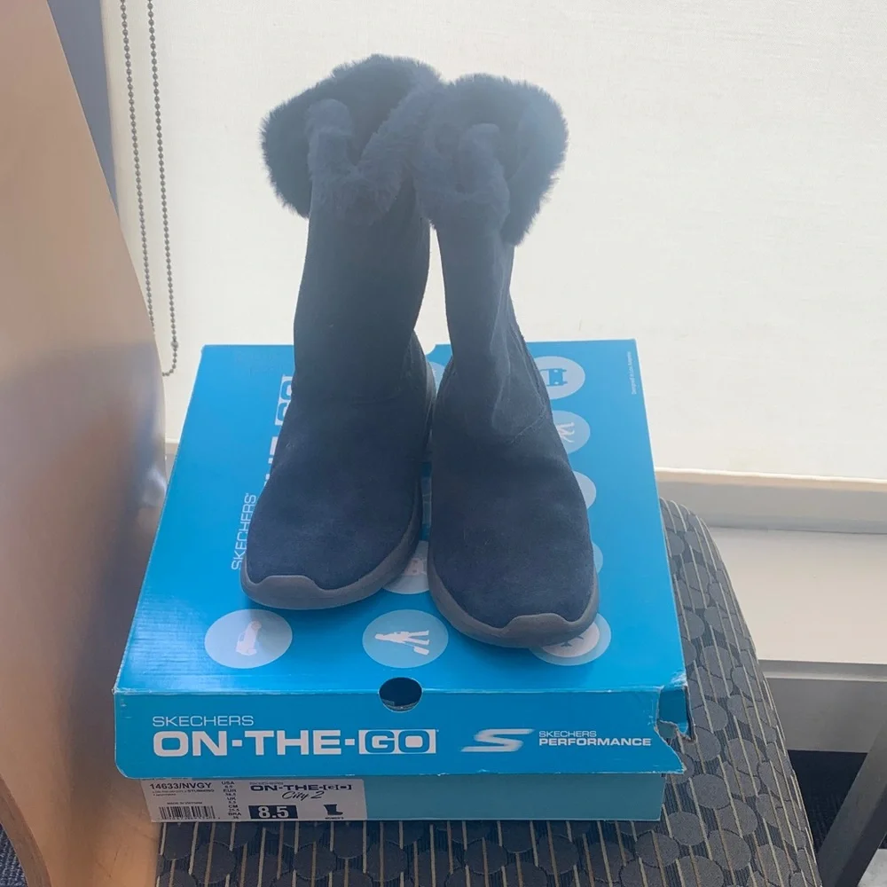 Skechers Navy Blue Suede Fur Cuff Winter Boots